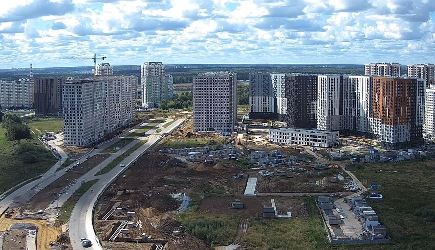 ЖК Первый Московский. Город Парк. август 2025