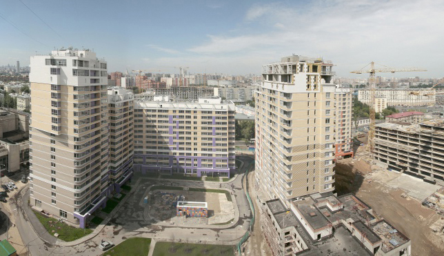 На ул. Мельникова. Вид на жилой комплекс