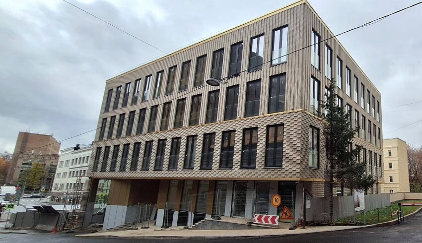 жк Титул на Серебрянической. ноябрь 2025