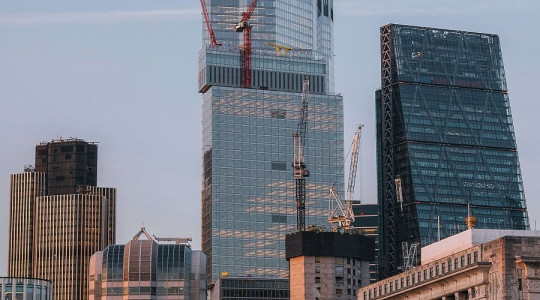 Покупка на старте: почему две трети москвичей выбирают квартиры в домах до середины стройки