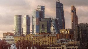 Башни роста: аналитики зафиксировали ежегодное удорожание московских высоток на 13,5%